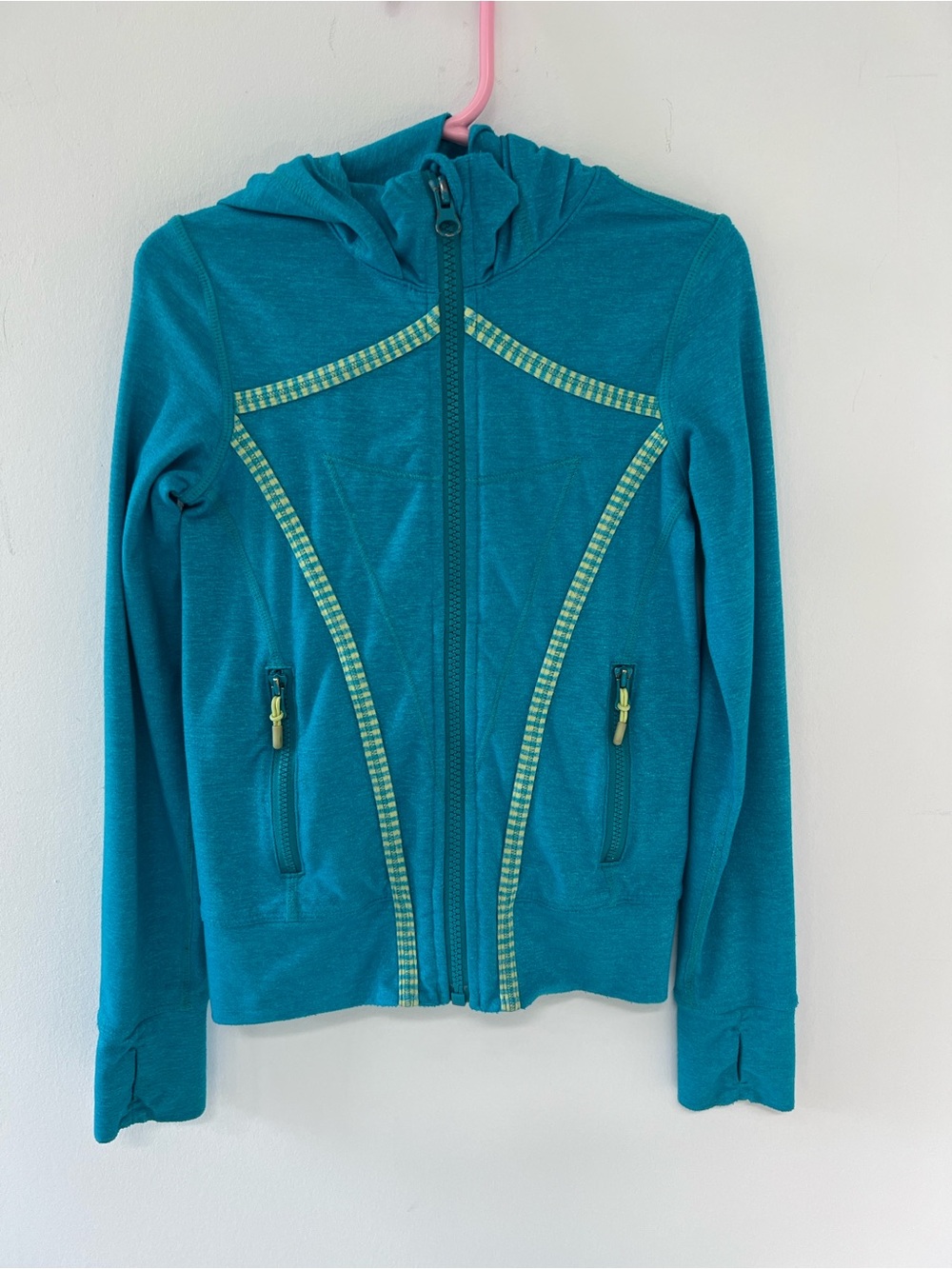 Ivivva by Lululemon  scuba  Zip-Up Hoodie  girl’s size 4 , everyday school wear
